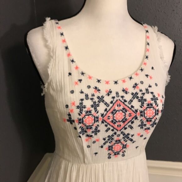 Anthro Holding Horses Cissie Embroidered dress - Picture 5 of 8